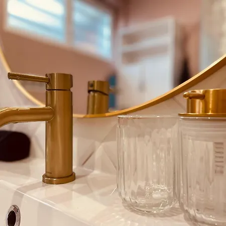 La Balnéo De L'impératrice Anastasia - 306 *