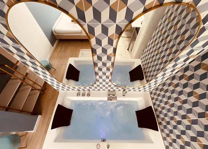 La Balnéo De L'impératrice Anastasia - 306