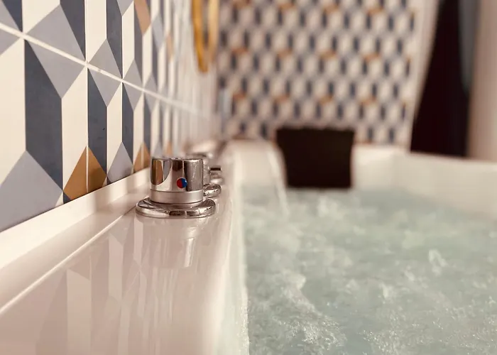 La Balnéo De L'impératrice Anastasia - 306